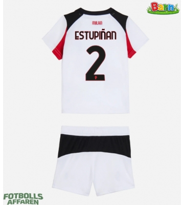 AC Milan Pervis Estupinan #2 Bortaställ Barn 2025-26 Kortärmad (+ Korta byxor)